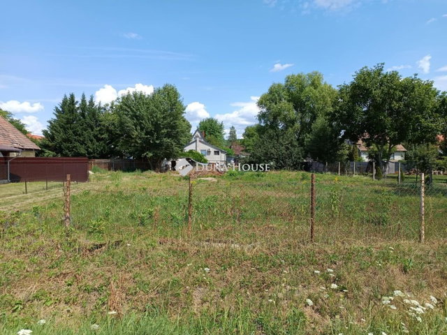 Eladó telek, Csörögön, Kolozsvári utcában 22.5 M Ft
