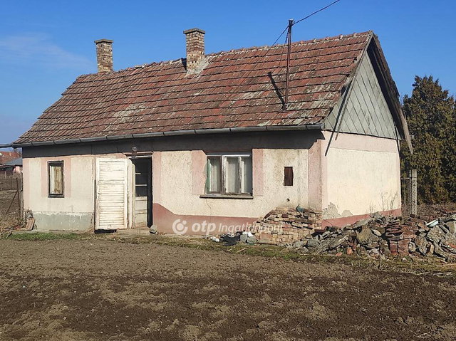 Eladó családi ház, Hajdúdorogon 20 M Ft, 1 szobás