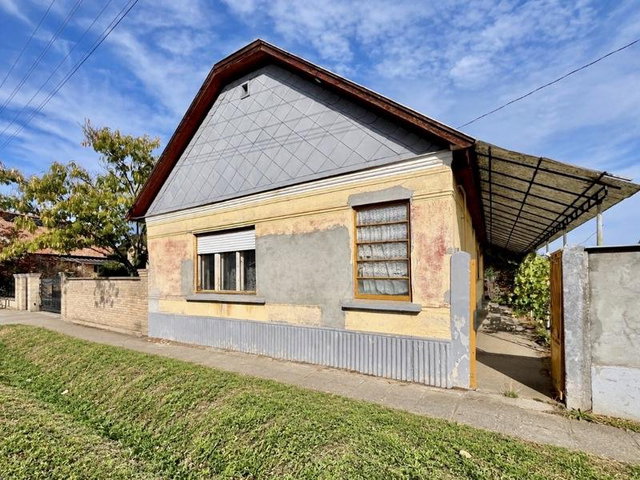 Eladó családi ház, Nagykátán 25 M Ft, 3 szobás