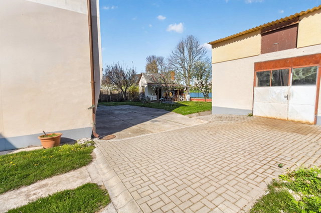 Eladó családi ház, Kisbéren 59 M Ft, 3 szobás