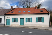 Eladó családi ház, Esztergomban 95.9 M Ft, 3 szobás