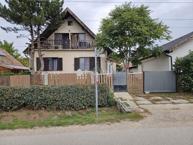 Eladó családi ház, Ráckeresztúron 68 M Ft, 5 szobás