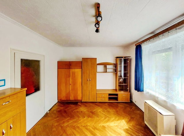 Eladó téglalakás, Nyíregyházán, Báthori utcában 26 M Ft