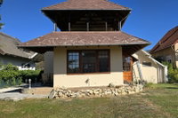 Eladó családi ház, Balatonfüreden 179.9 M Ft, 5 szobás