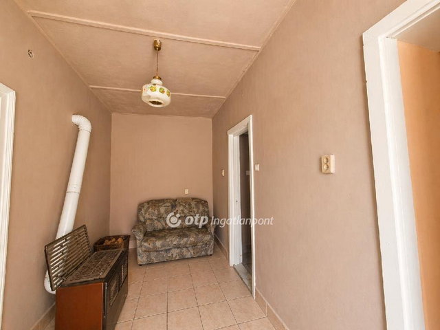 Eladó családi ház, Szalkszentmártonon 15.9 M Ft, 3 szobás
