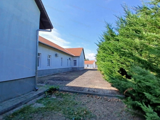 Eladó sorház, Tápiószelén 14.99 M Ft, 1 szobás