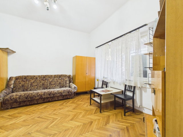 Eladó téglalakás, Budakeszin 42 M Ft, 2 szobás