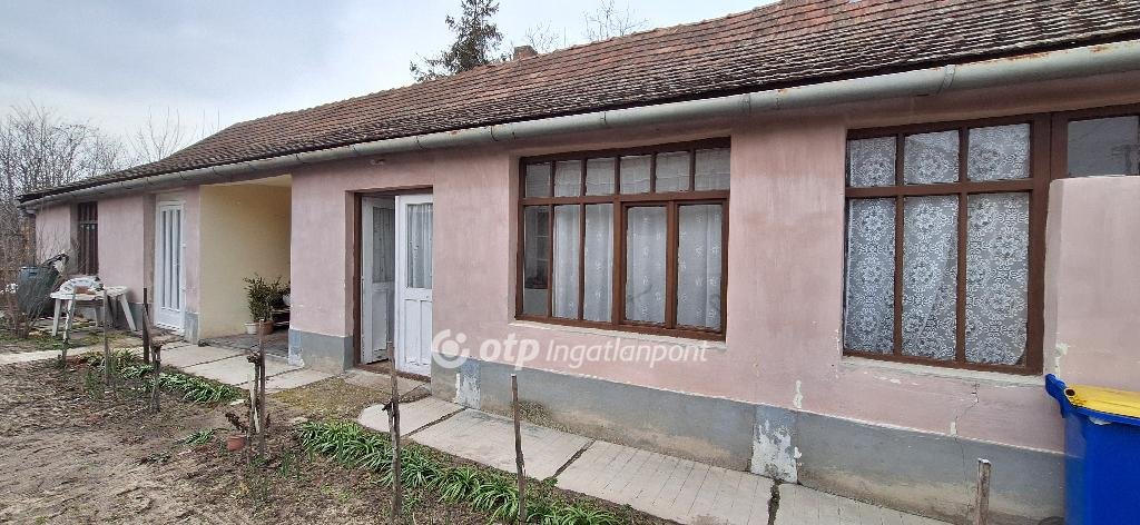 2 bed · 83m² · 11.900.000 ft