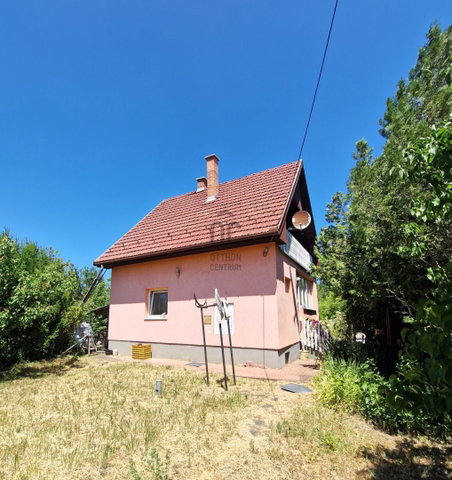 Eladó családi ház, Budakalászon 165 M Ft, 3 szobás