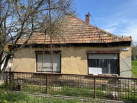 Eladó családi ház, Ácson 16.5 M Ft, 2 szobás