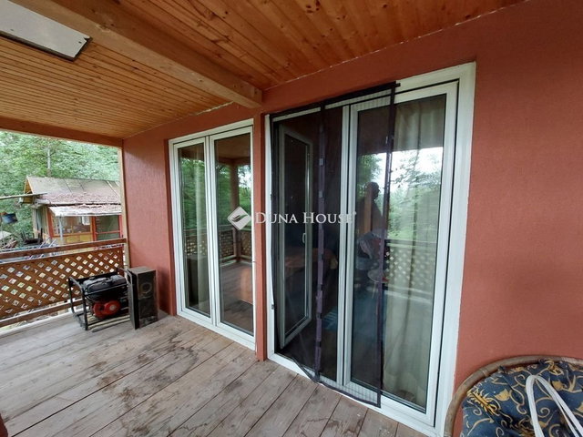Eladó nyaraló, Érsekcsanádon 26.99 M Ft, 2 szobás