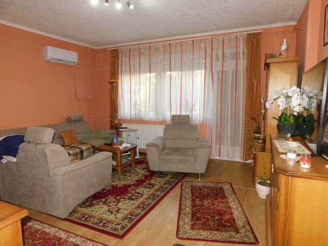 Eladó családi ház, Balatonlelleén 128.99 M Ft, 6 szobás