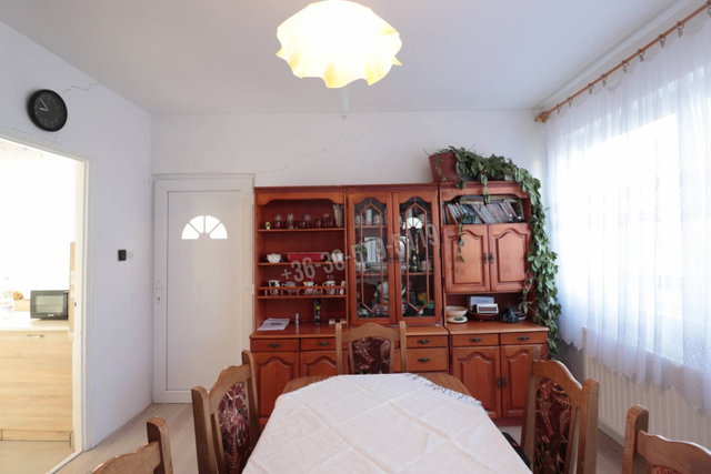 Eladó családi ház, Nagyszénáson 26 M Ft, 4 szobás