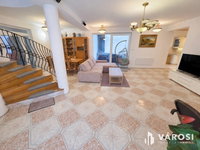 Eladó családi ház, Diósdon 230 M Ft, 7 szobás