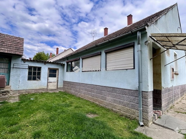 Eladó családi ház, Bérbaltaváron 16.9 M Ft, 3+1 szobás