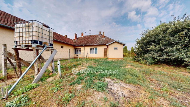 Eladó családi ház, Kölcsén 37.6 M Ft, 5 szobás