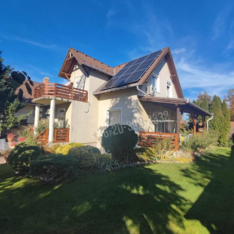 Eladó ikerház, Gödön 147.5 M Ft, 4 szobás