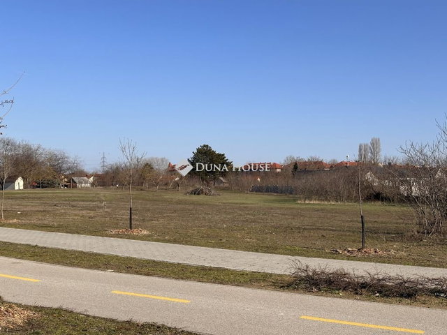 Eladó telek, Kecskeméten 270 M Ft / költözzbe.hu