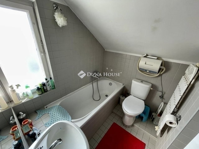 Eladó családi ház, Budapesten, XXI. kerületben 114.9 M Ft