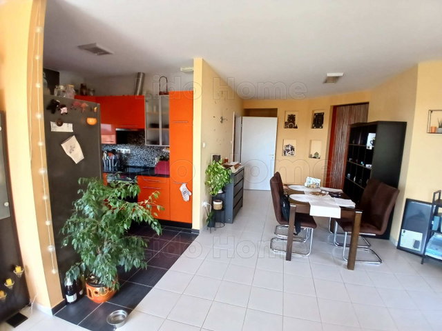 Eladó családi ház, Pétfürdőn 129 M Ft, 4 szobás