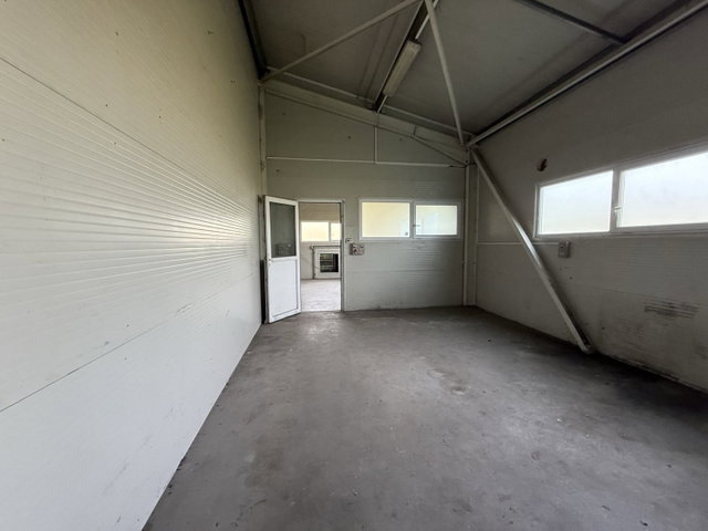 Eladó ipari ingatlan, Gödöllőn 300 M Ft / költözzbe.hu