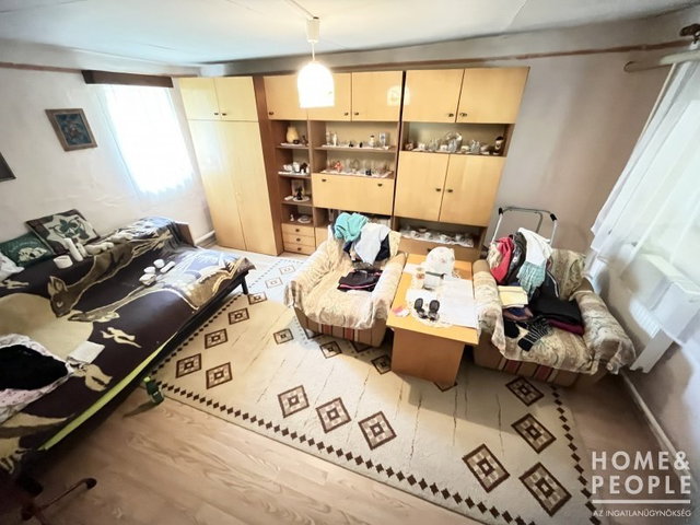 Eladó családi ház, Makón 15.499 M Ft, 3 szobás