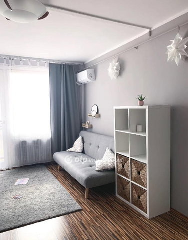 Eladó téglalakás, Budapesten, XV. kerületben, Zsókavár utcában