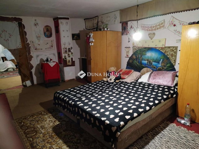 Eladó családi ház, Mezőtárkányon 5.5 M Ft, 2 szobás
