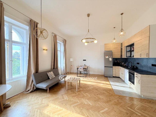 Eladó téglalakás, Budapesten, IX. kerületben 118.6 M Ft