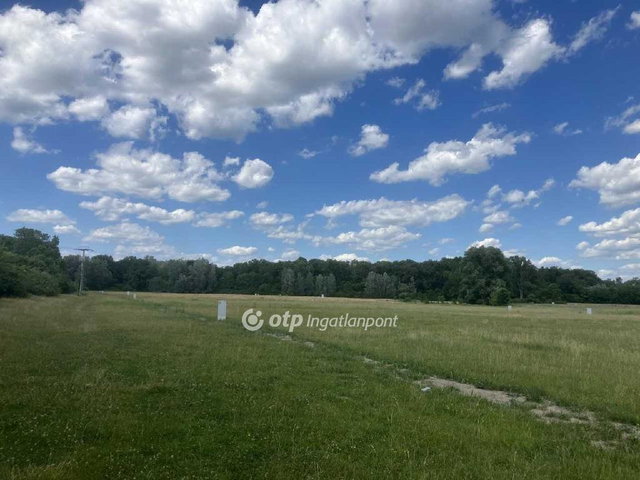 Eladó telek, Debrecenben 12.8 M Ft / költözzbe.hu