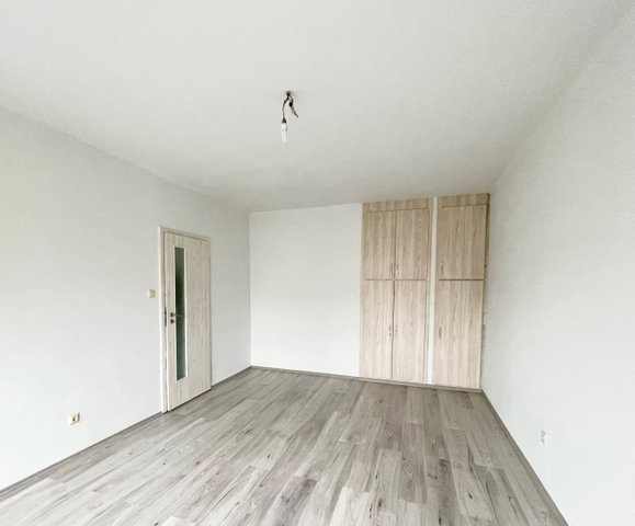 Eladó téglalakás, Debrecenben, Ispotály utcában 49 M Ft