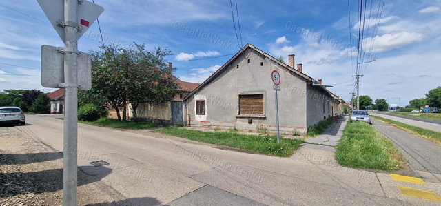 Eladó családi ház, Cegléden 26 M Ft, 2 szobás