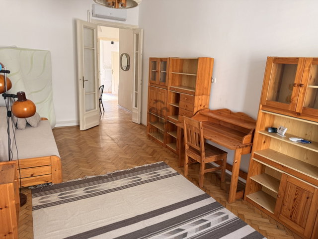 Kiadó téglalakás, albérlet, Budapesten, VI. kerületben