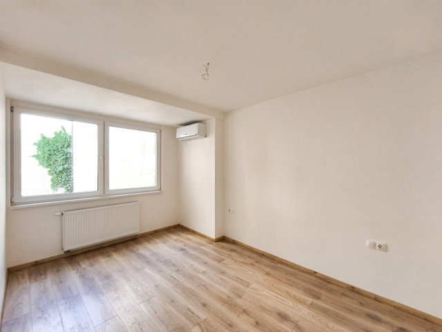 Eladó téglalakás, Budapesten, VI. kerületben 120 M Ft, 3 szobás