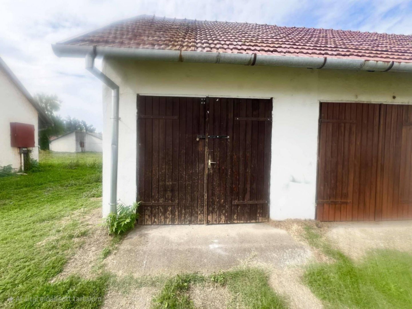 Garázs · 18 m² · 8.000.000 Ft