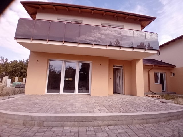Eladó ikerház, Keszthelyen, Csabagyöngye utcában 129.9 M Ft