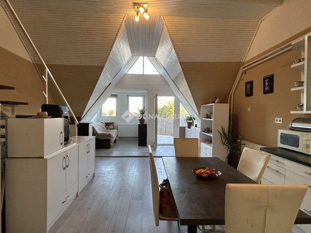 Eladó téglalakás, Zalaegerszegen 48 M Ft, 3 szobás