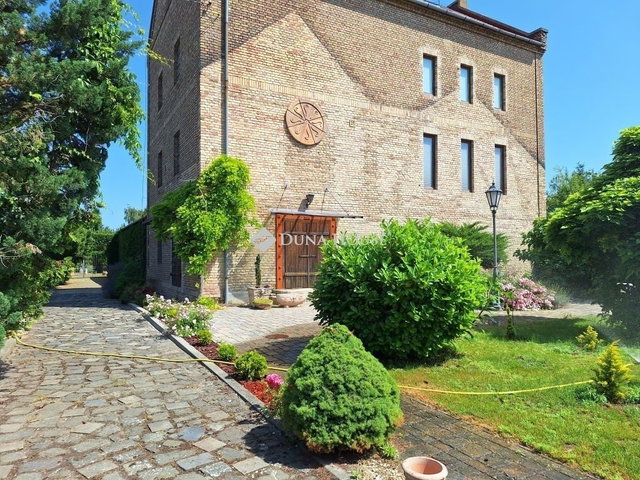 Eladó családi ház, Simontornyán 119 M Ft, 2 szobás