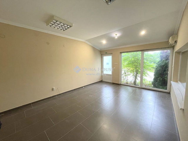 Eladó ipari ingatlan, Kocséren 80 M Ft / költözzbe.hu