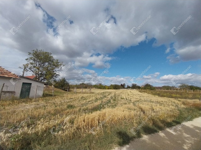 Eladó telek, Kőszárhegyen 10 M Ft / költözzbe.hu