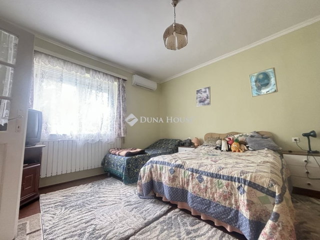 Eladó családi ház, Cserkeszőlőn 52.5 M Ft, 3 szobás