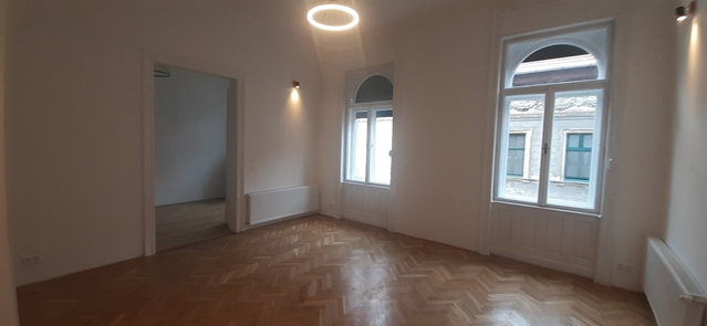 Kiadó téglalakás, albérlet, VIII. kerületben, Krúdy utcában