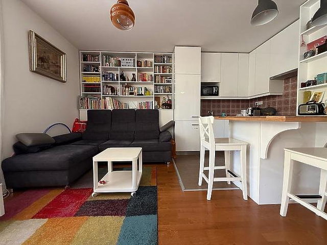 Eladó téglalakás, Budapesten, IX. kerületben, Viola utcában