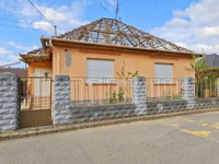 Eladó családi ház, Miskolcon, Csajkovszkij utcában 14.99 M Ft