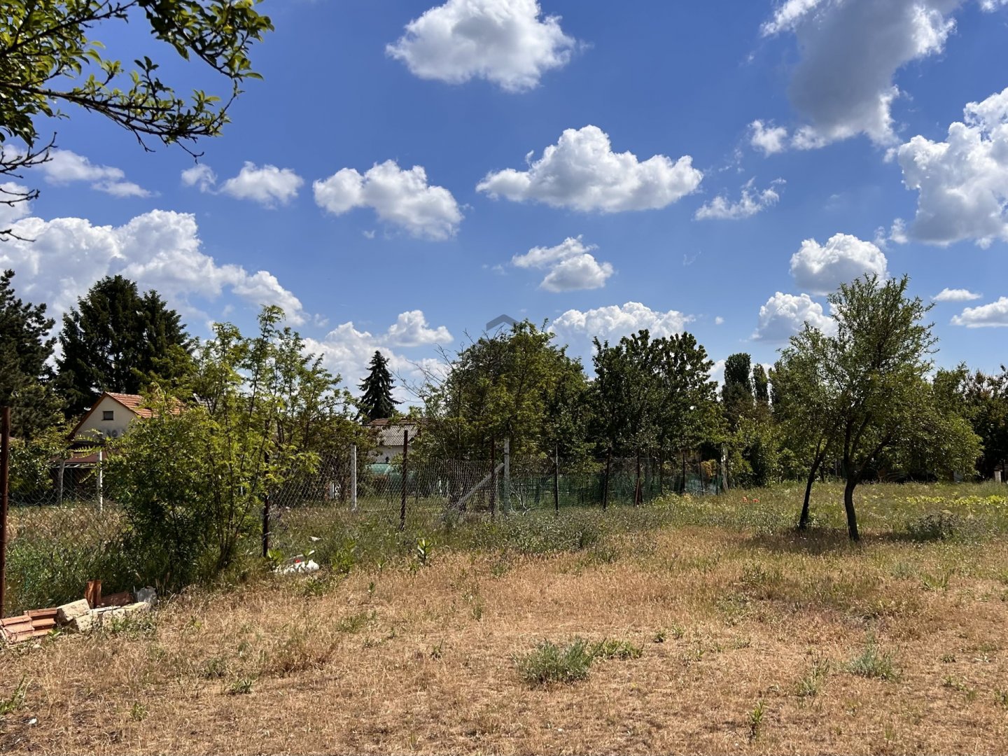 713m² · 8.500.000 ft