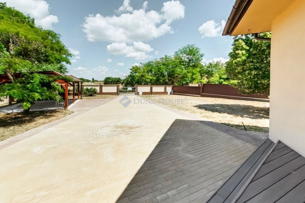 4 bed · 115m² · 99.000.000 ft