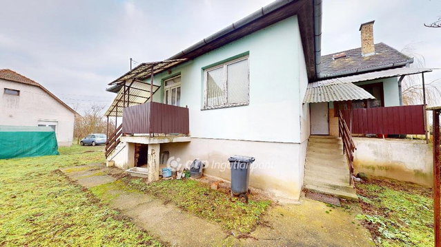 Eladó családi ház, Nagyhalászban 25 M Ft, 3 szobás