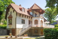 Eladó hotel, Tihanyban 490 M Ft, 10 szobás / költözzbe.hu