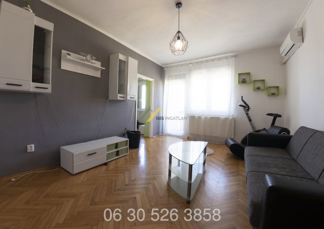 Eladó téglalakás, Szombathelyen 37.9 M Ft, 2 szobás