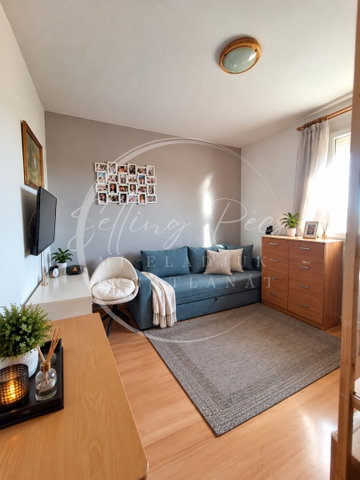 Eladó panellakás, Pécsett 41.5 M Ft, 2 szobás